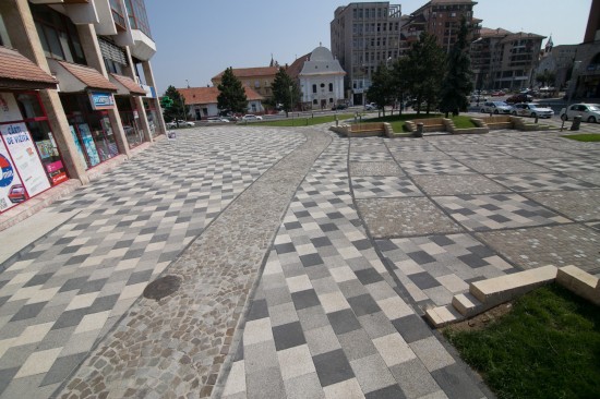 Centru Civic, Alba Iulia, pavele Umbra, Patrat Eco