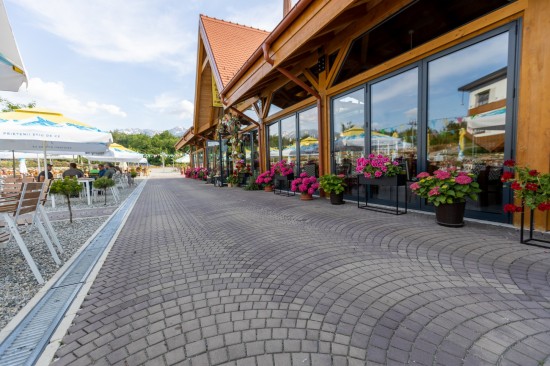 Brambura Park, Avrig-Sibiu, pavele Arcade, Anima D2, Blocuri zid, Elemente treapta