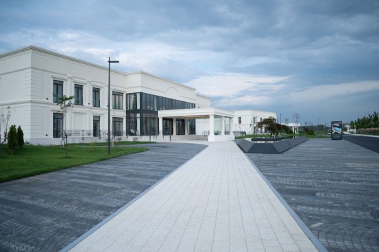 Centru evenimente si restaurant, Ramatuelle Concept, Paulesti-Prahova, pavele Arcade, Umbra P3, Patrat P3