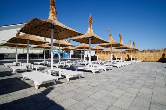 Piscina, Targu Neamt, dale Cortina D7, culoare tempo