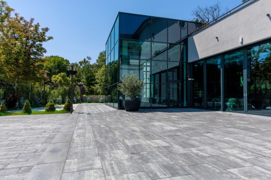 Terasa Parc Sub Arini, pavele Cortina D12, P9, P10, Maris Antico, Trepte Siena