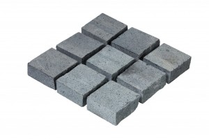 Piatra Cubica Andezit Albini 10/10/4-6 cm, cu 1-3 fete taiate